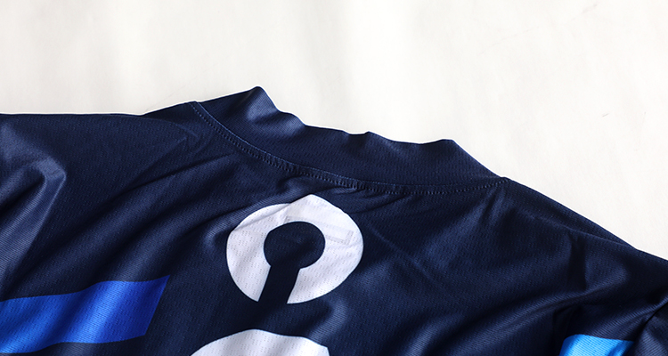 lightweight bike tops